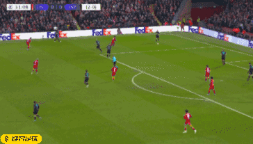 新战术太狠了，对手完全被打懵