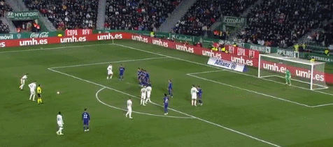 詹姆斯：衷心希望人们没有忘记罗斯，他是个不可思议的竞争者