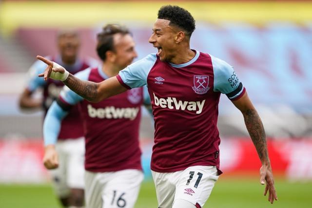 莱万：现在最好不要谈论亚马尔；合同的事我不着急