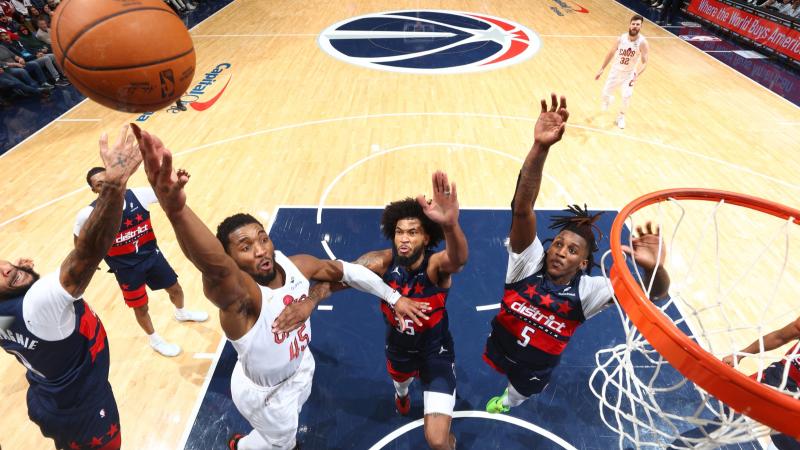 意甲：米兰客场2-1战胜罗马